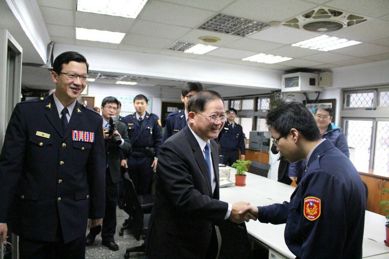 不畏寒冬值勤　警政署長慰勉員警辛勞