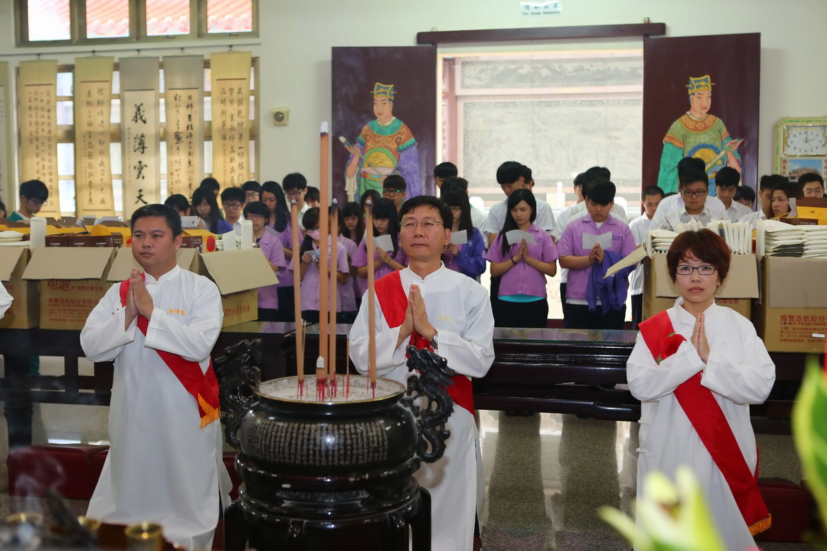 竹山高中師生祭孔　祈福四技二專統測包高中