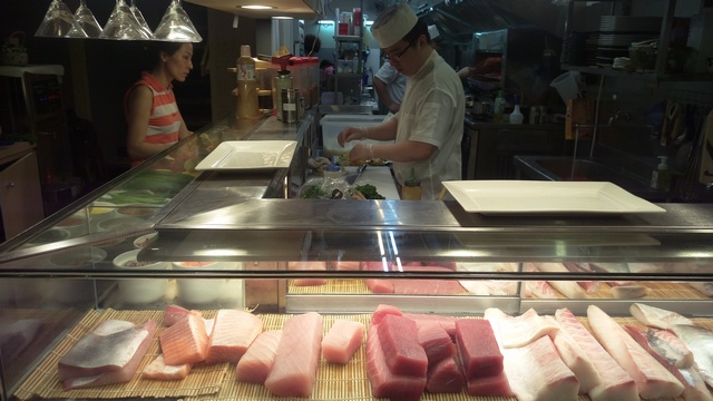 道地日式美食上桌　「鳴門鮨佐」展現料理真工夫