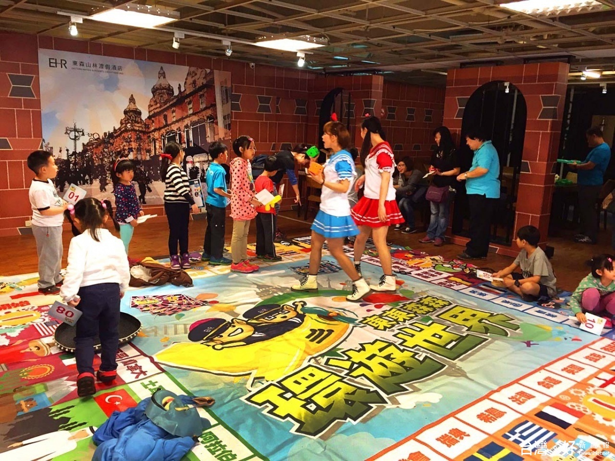暑假旅遊旺季來臨,桃園縣政府推出台灣好行「親子樂園線」,結合南桃園著名景點、樂園。