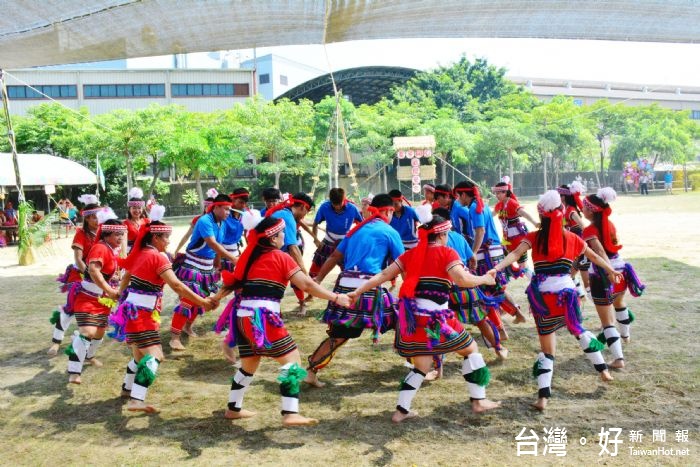 蘆竹區原住民族豐年祭活動，鄭市長：傳承ilisin傳統，祈求祖靈庇佑。 