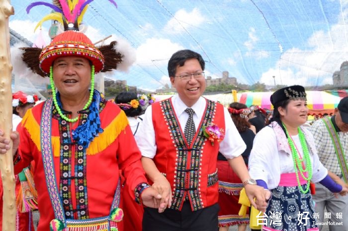 鄭市長表示,阿美族豐年祭ilisin代表對祖靈的虔誠、慶祝豐收以及文化傳承。