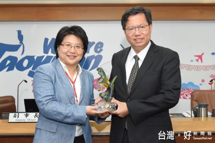 鄭市長期勉市府同仁持續努力,維護市民健康,也提升桃園食品安全。