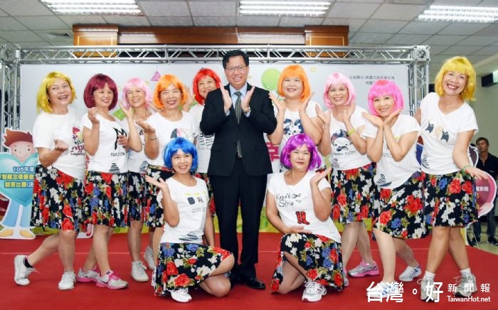 桃園市長鄭文燦啟動國際失智症月系列活動,讓市民認識失智症,主動關懷親友,進而早期發現診斷。