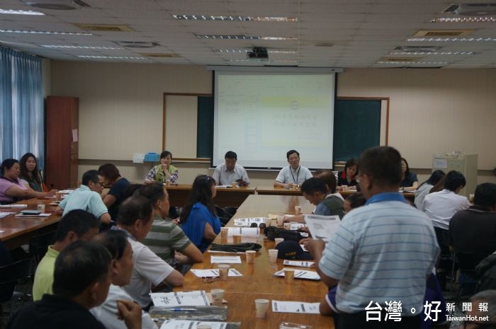 楊梅區公所召開道路品質提升會議,區長姚敦明說,透過會議討論讓區政推動能更為順利。