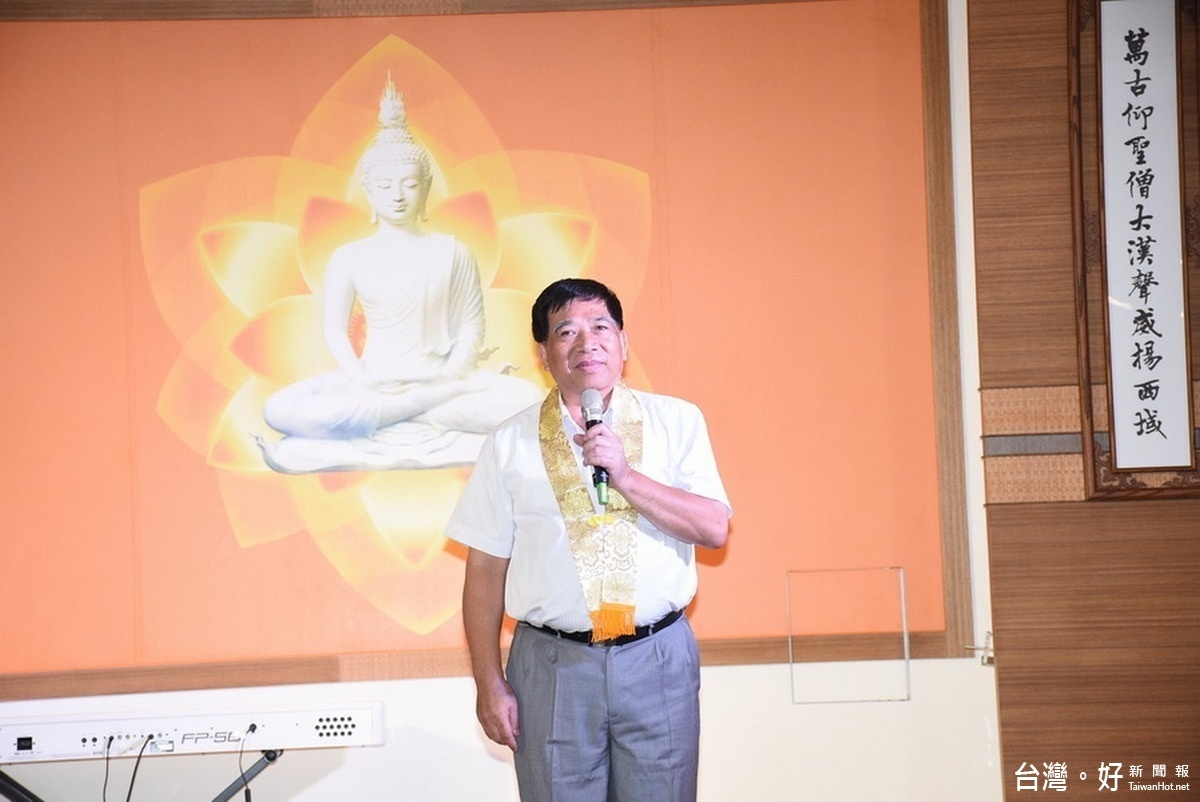 副縣長陳正昇對於董事長從慈法師能藉悠揚的佛曲宣揚佛法正見,表達高度肯定。