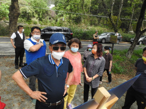 林縣長集集會勘改善道路