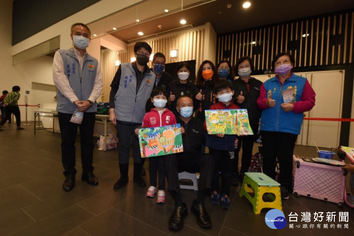 「有樂童享在苗北」春雨中登場　孩子浸淫藝文氣息中歡度兒童節