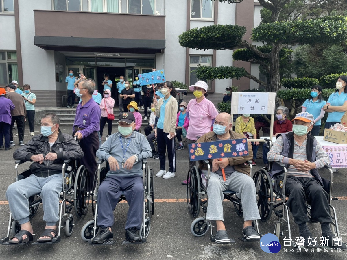 響應世界衛生日　彰榮住民「健康大步走」用行動一起守護健康