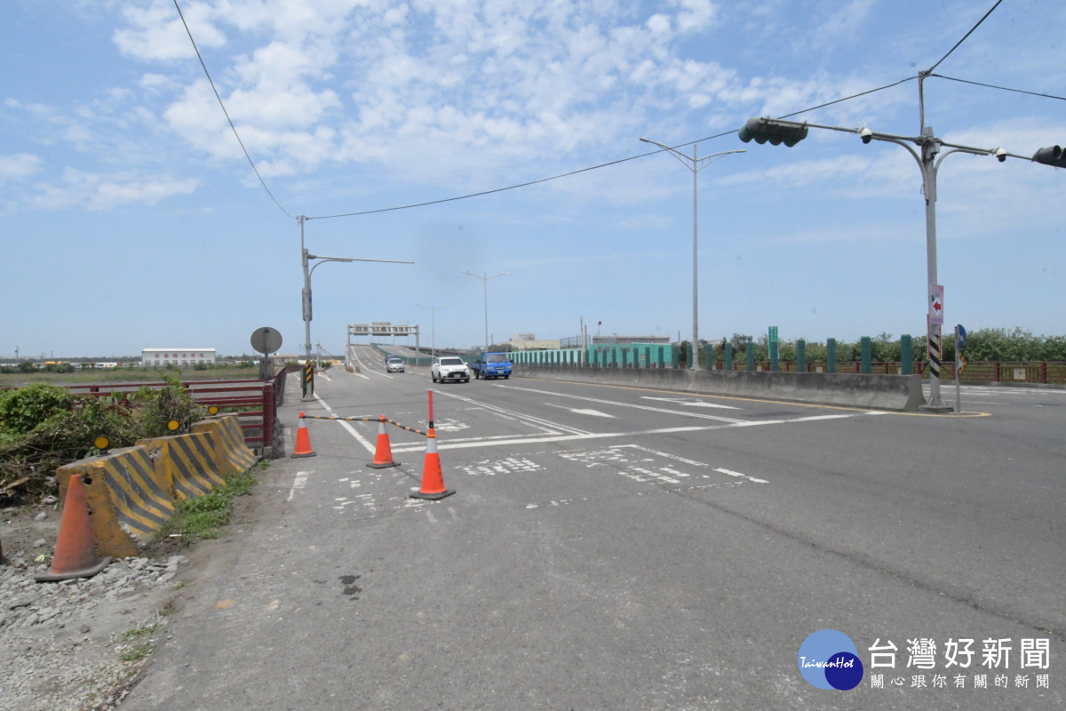 鹿安橋銜接西濱橋下道路工程現場。圖／彰化縣政府提供
