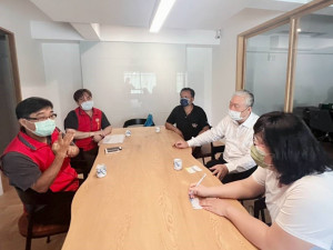 新北榮服處李毓錫副處長 與陸海空軍常備士官班相互關懷協會吳隆海理事長共同拜會成功速配物流（股）公司曾安煙董事長