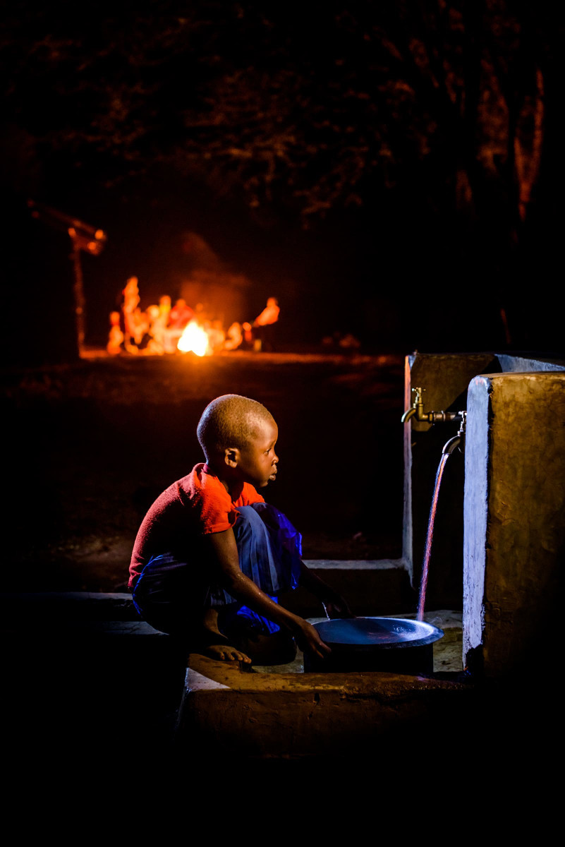聯合國指出,至今每天仍有超過700個5歲以下兒童染患因髒水導致的腹瀉等疾病,不幸半途夭折(台灣世界展望會提供)