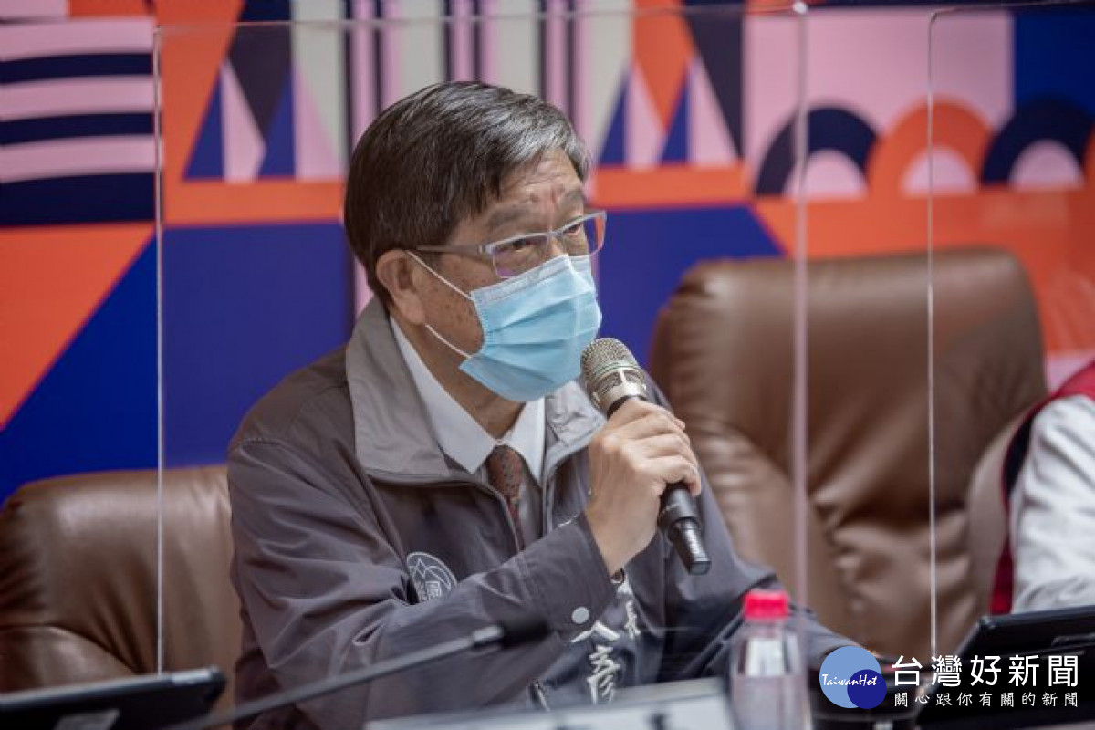 衛生局長王文彥說明桃園疫情概況。