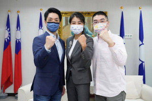 國民黨中央25日正式提名蔣萬安、謝國樑和淑華為縣市長參選人，許淑華表示，謝謝大家長期的肯定。（圖/許淑華立委服務處）