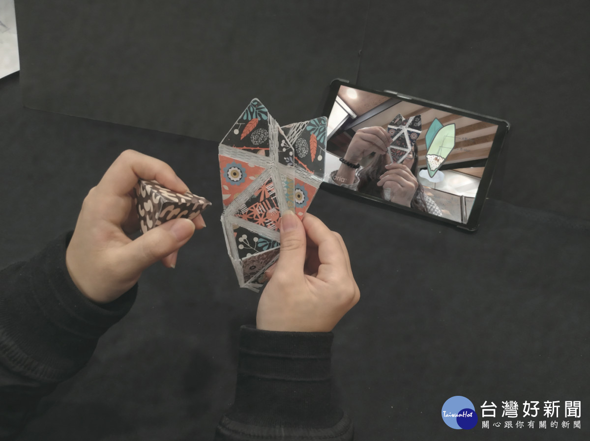 元智藝設系CKfablab團隊 利用AR教你包粽子