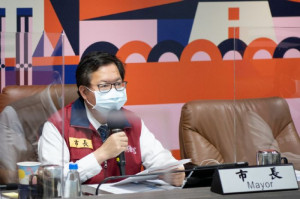 鄭市長請環保局持續與軍方溝通，儘速完成「陸軍桃園龍潭機場航空噪音防制區」第1輪「住戶設施補助」。