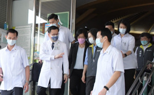 蔡總統防疫視察彰化 ，感謝所有醫護人員。圖／記者鄧富珍攝
