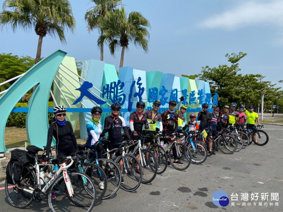 矽品單車社環島之旅-小小年紀也能超越自我當破風少年郎喔。