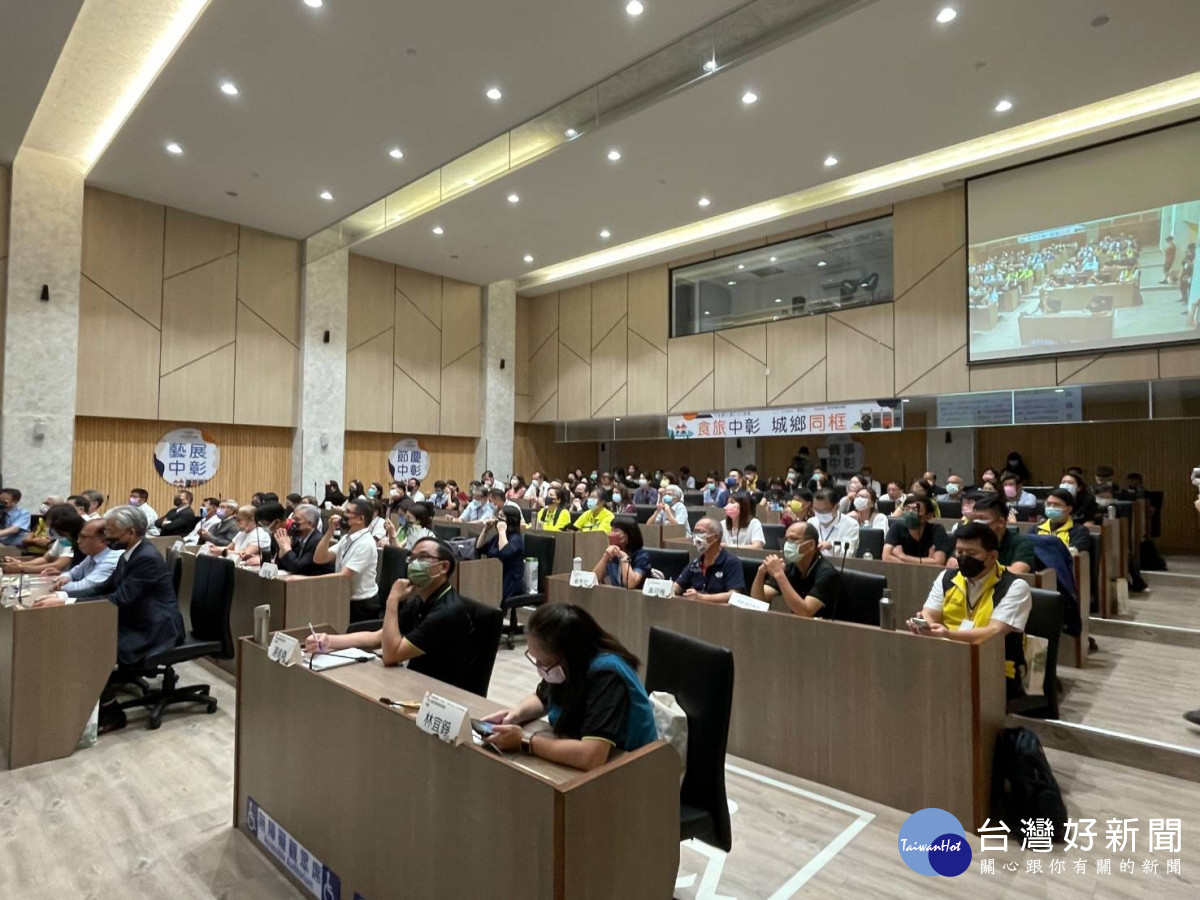 「中彰觀光圈2.0共識會」針對下半年疫情緩和旅遊復甦的趨勢謀求產業合作共識。