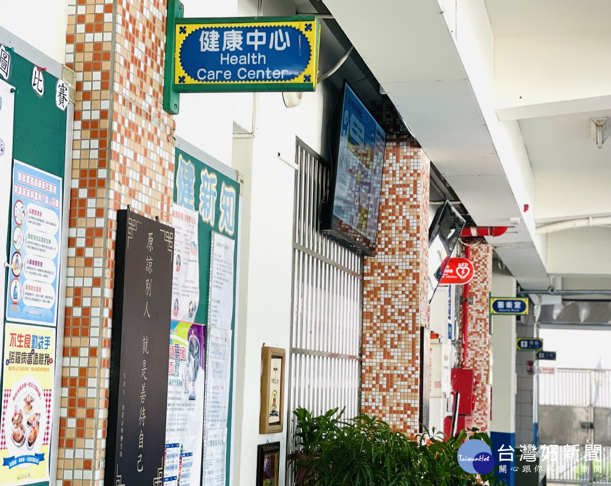 后里區育英國小警衛室長期佔用健康中心部分空間。