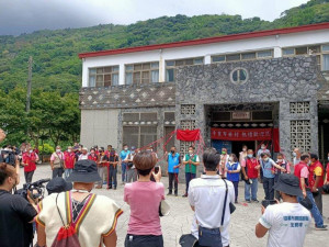 信義鄉「卡里布安村」成立 揭牌啟用典禮。