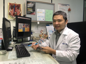 衛生福利部嘉義醫院皮膚科暨泌尿科主治醫師陳宏睿醫師表示，最近進行結紮手術的男性患者大約增加2倍以上／嘉義醫院提供