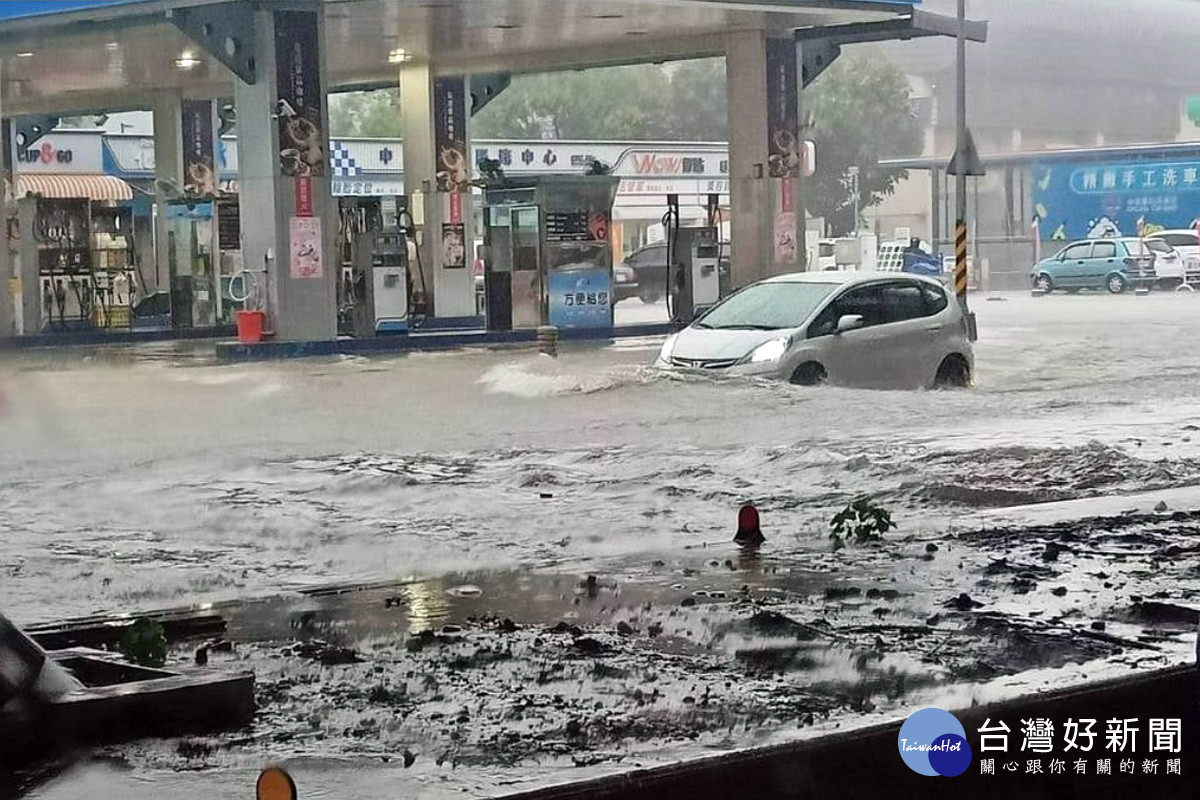 捷運長庚A8站一帶去年遇到強降雨侵襲淹水情形嚴重。