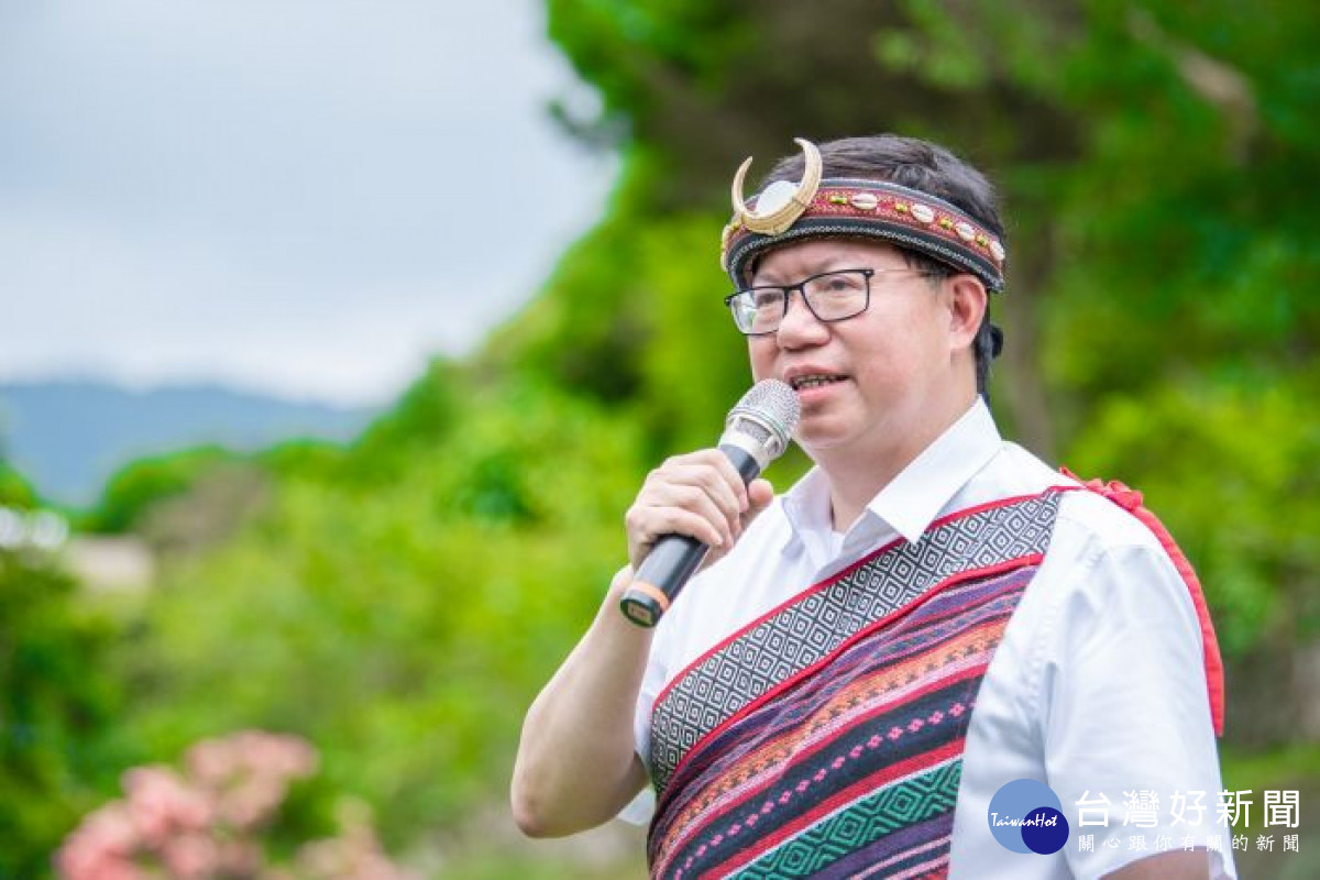  鄭市長致詞歡迎駐台使節及其家人，盼促進與南島語系國家之間的交流與瞭解，並推廣桃園的原民文化。