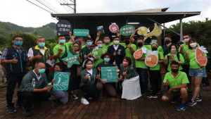 ▲陳其邁前往內門區傾聽基層聲音，面對面與青年農民座談互動。（圖／記者 許高祥 翻攝）

