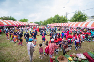 大溪區原住民族豐年祭活動在桃園市原住民族文化會館旁草地熱鬧登場