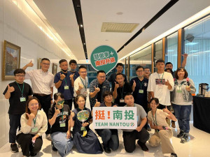 南投縣長參選人蔡培慧邀請中臺灣的年輕夥伴一起擘畫南投升級的願景，下午在南投市舉辦青年培力營。