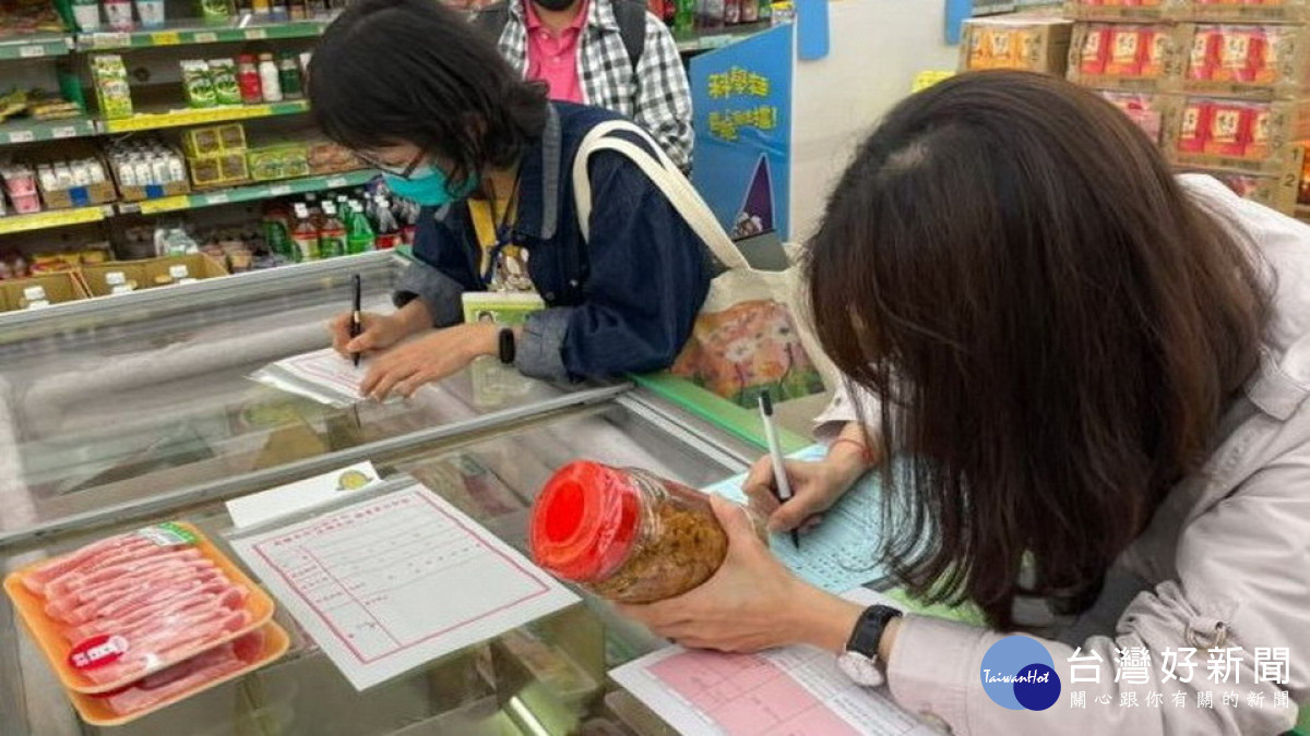 ▲高市府執行中秋節應景食品抽驗，檢驗結果全數符合規定。（圖／記者 許高祥 翻攝）