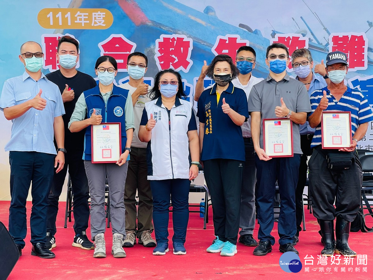 新北模擬情境實兵操演　強化海洋污染應變能力