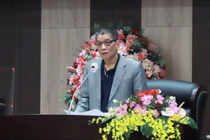 何議長仍希望同仁用心監督縣政。（記者扶小萍攝）