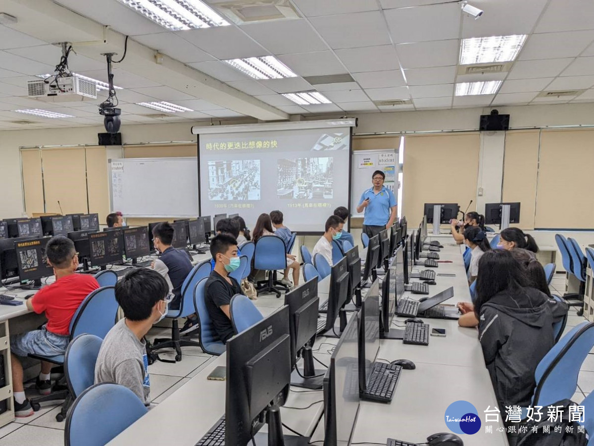 中原大學開設量子資訊科普課程，吸引許多高中生參與，積極推廣量子科技教育。