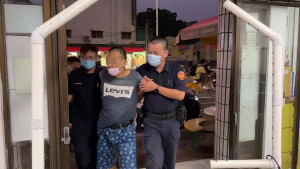 林男逃逸不到兩小時就遭警方逮捕／陳致愷翻攝