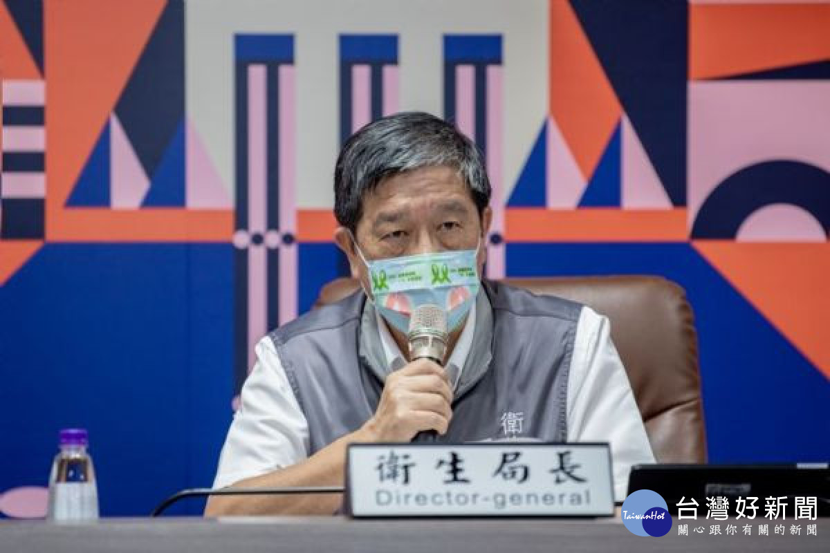 王局長表示，針對嬰幼兒疫苗接種，除了桃園市合作醫療院所，月底前各區衛生所有加開夜診及假日診。