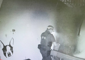 住宅頂樓冒火警，大園警巡邏發現及時撲滅。