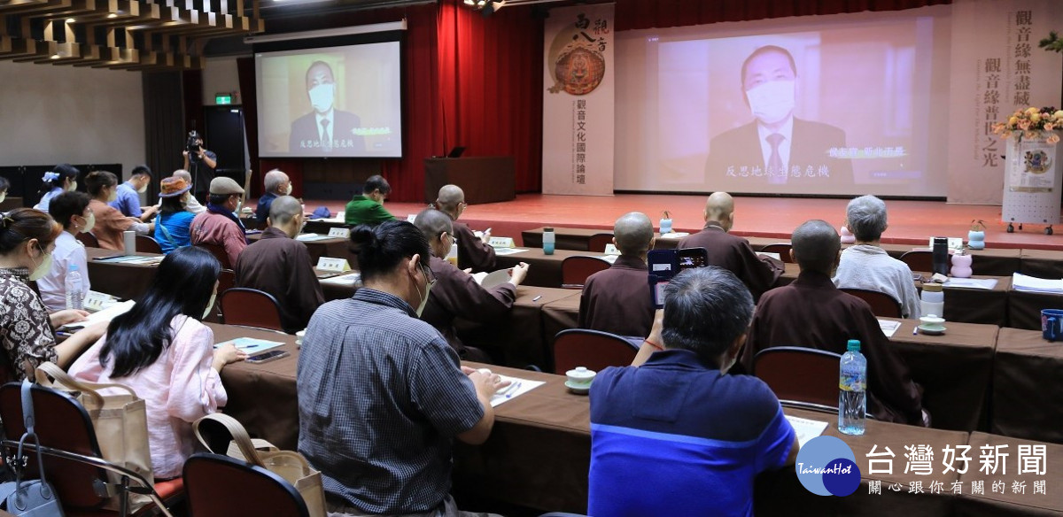 開幕式由新北市長侯友宜致詞影片開場