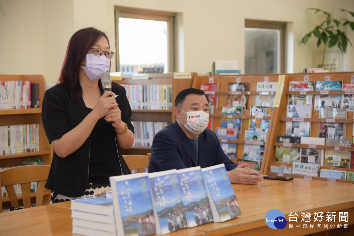 高丹華女士希望讓民眾都可以在圖書館找得到烏坵軍旅的故事。<br />
<br />
