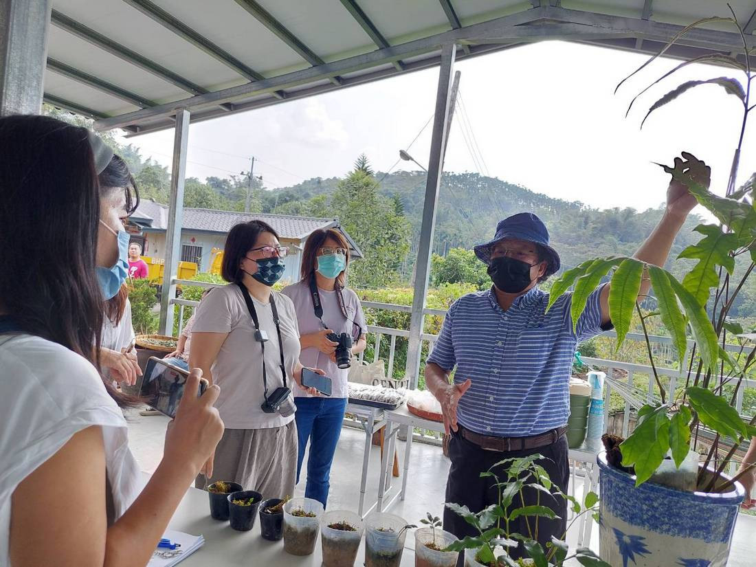 水沙連社大生態講師沈揮勝分享復育過程（圖片/南投林管處提供）