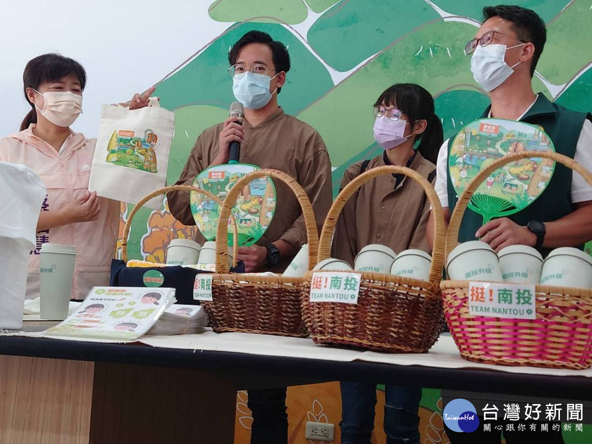 蔡培慧公開南投升級募款小物　南投青年力100%