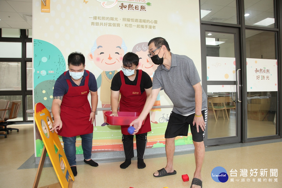 台灣將邁入超高齡社會　達德商工致力培育長照人才盼補需求