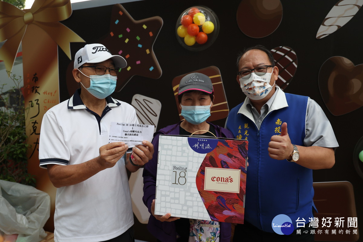 消費滿500即可玩扭蛋抽大獎。（縣府提供）