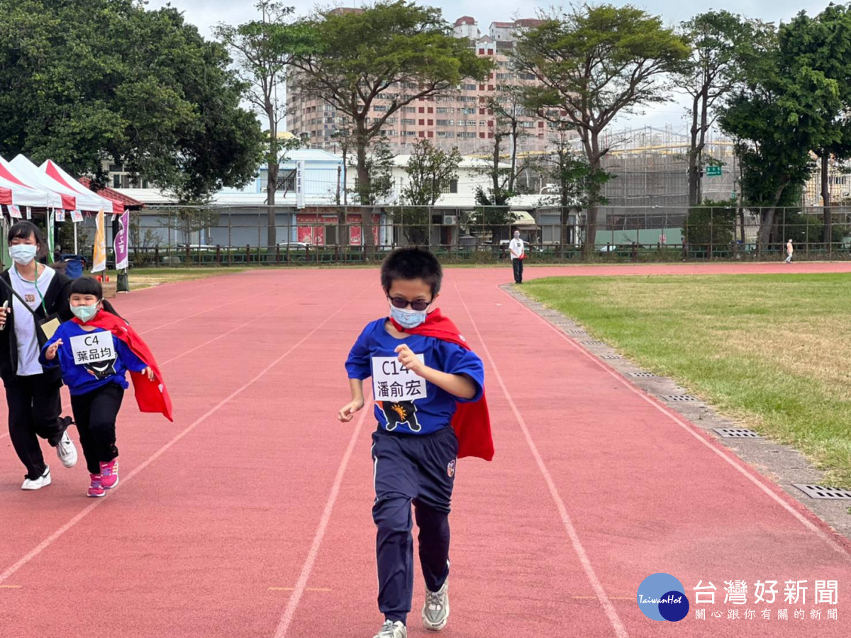 「我是小英雄運動會」鼓勵身心障礙兒童參與運動賽事，重拾熱情與信心。