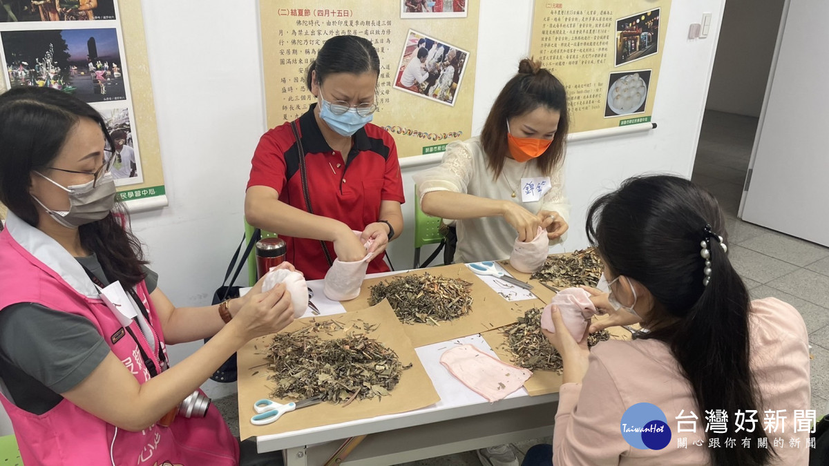 桃園市新住民家庭服務中心辦理支持方案-「深植你心，新心相印」活動，使新住民看見自我能力及優勢。