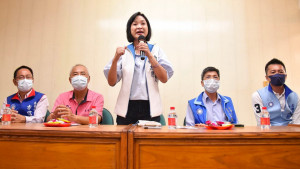 ▲柯志恩與會時打趣地說，「不要服務都國民黨在做，然後票都投民進黨」，國民黨就是比較「古意」，都喜歡「惦惦做代誌」。