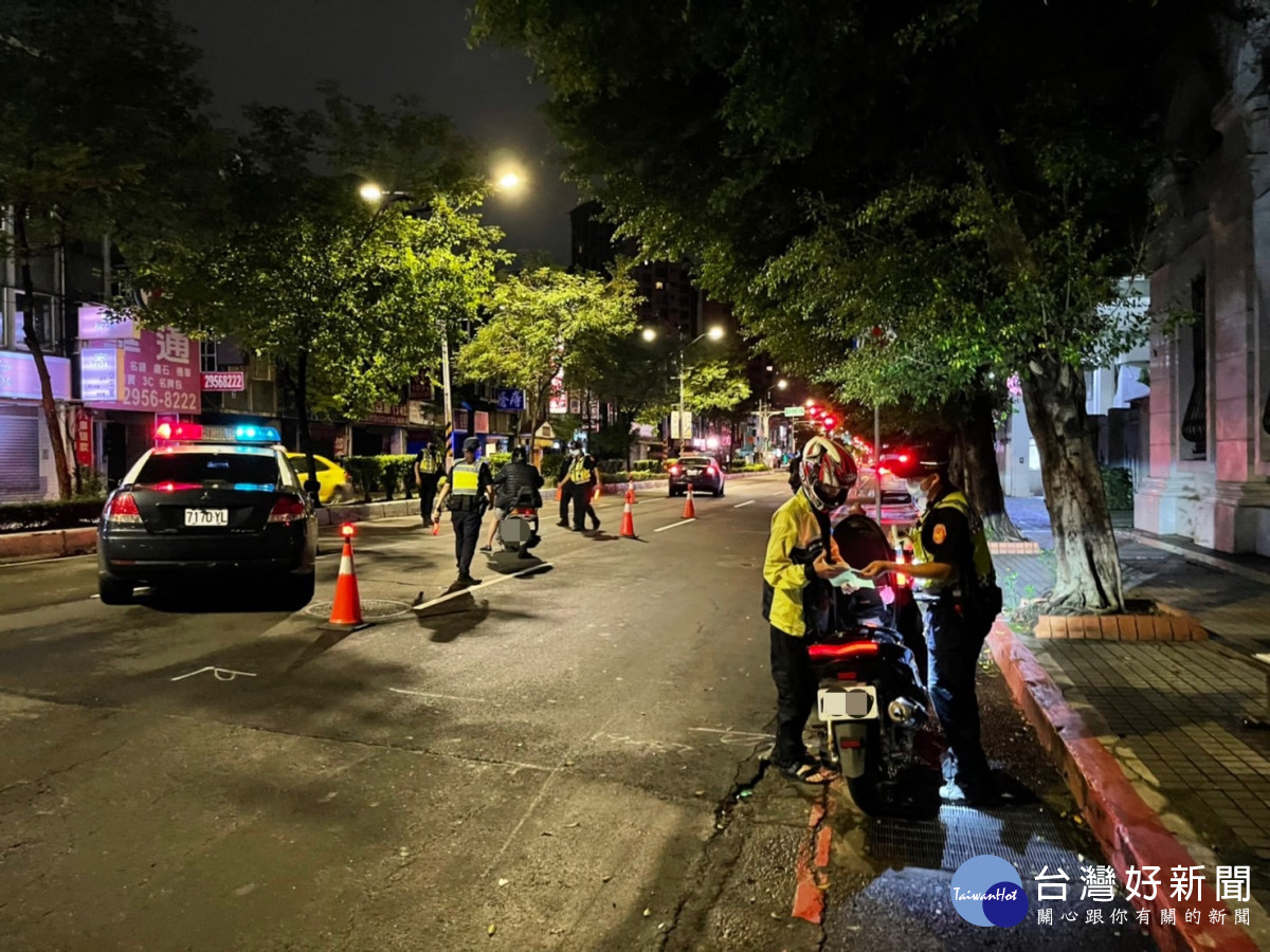 淨化選前治安　板橋警加強擴大臨檢