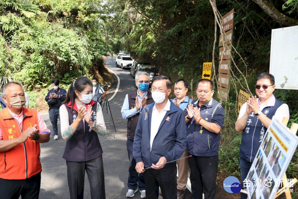 武界部落產業聯絡道路荒蕪逾15年　投縣斥資3500萬元修復