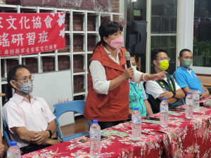 蔡培慧與客家團體座談，拋客家文化政見。